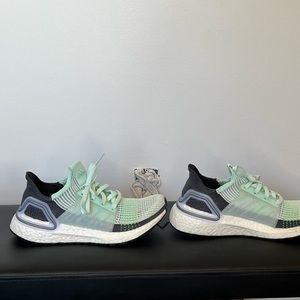 Women’s Adidas Ultra Boost sneakers. Size 6.5. Aqua green/charcoal grey/white